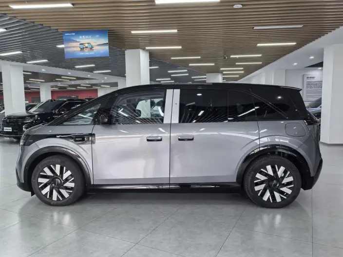 ZEEKR MIX 2025 Model 76kWh Smart Driving Edition