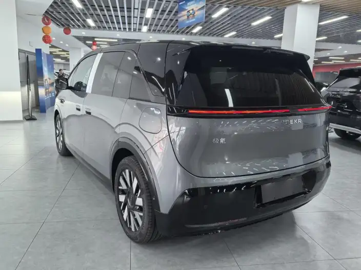 ZEEKR MIX 2025 Model 76kWh Smart Driving Edition – фото 5
