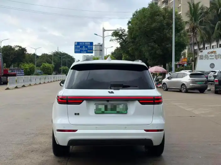 Li Auto ONE 2021 Model Extended Range 6 seat Edition