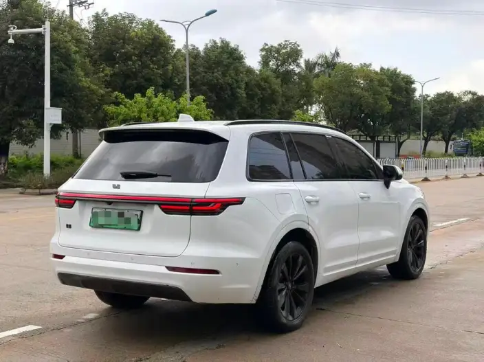 Li Auto ONE 2021 Model Extended Range 6 seat Edition