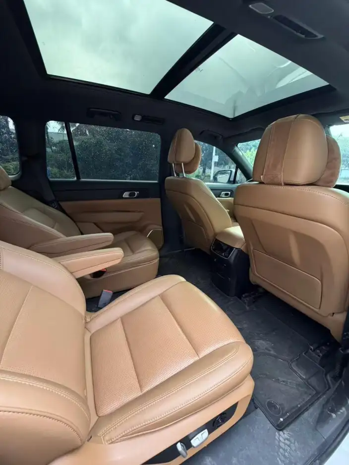 Li Auto ONE 2021 Model Extended Range 6 seat Edition – фото 5