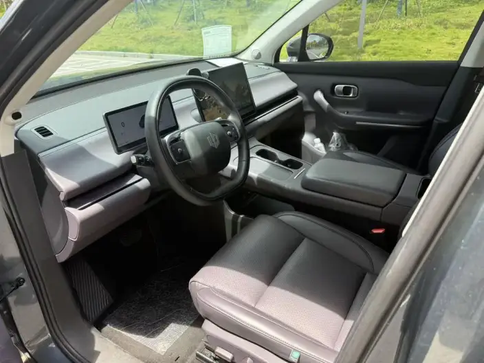Leapmotor C16 2024 Model EV Edition 520 Exclusive Edition – фото 7