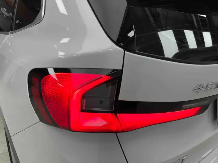 BMW X1 2023 Model sDrive20Li X Design Set – фото 9