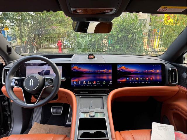 AITO M9 2024 Extended-Range Ultra 6-Seater – фото 5
