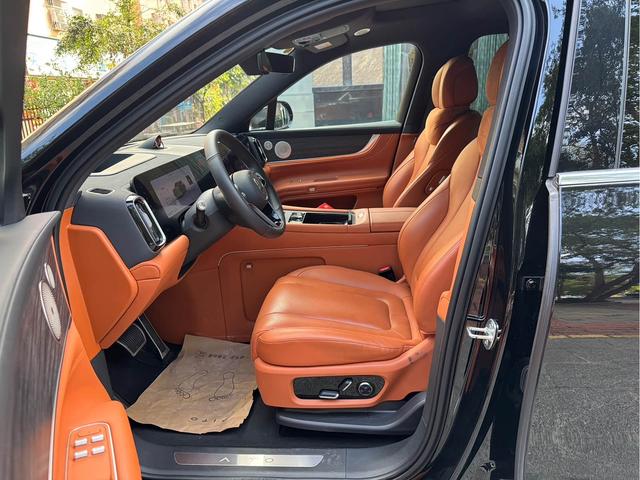 AITO M9 2024 Extended-Range Ultra 6-Seater – фото 14