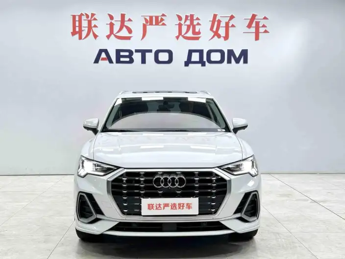 AUDI Q3 2022 Model 35 TFSI Fashion Dynamic Model