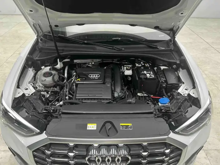 AUDI Q3 2022 Model 35 TFSI Fashion Dynamic Model – фото 8