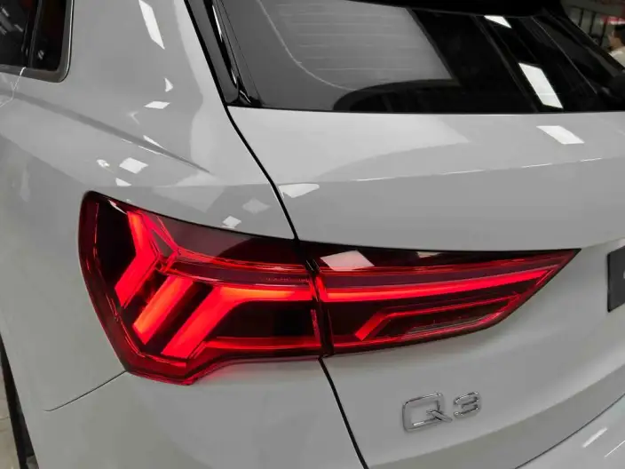 AUDI Q3 2022 Model 35 TFSI Fashion Dynamic Model – фото 10