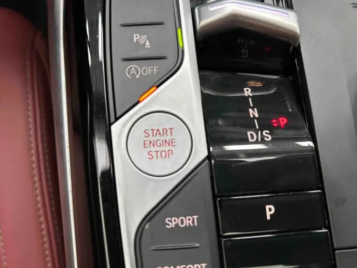 BMW 3 Series 2023 Model 320i M Sports Set – фото 10