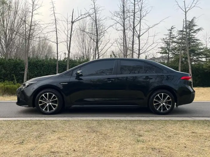 Toyota Levin 2023 Model Hybrid 1.8L Leading version – фото 4