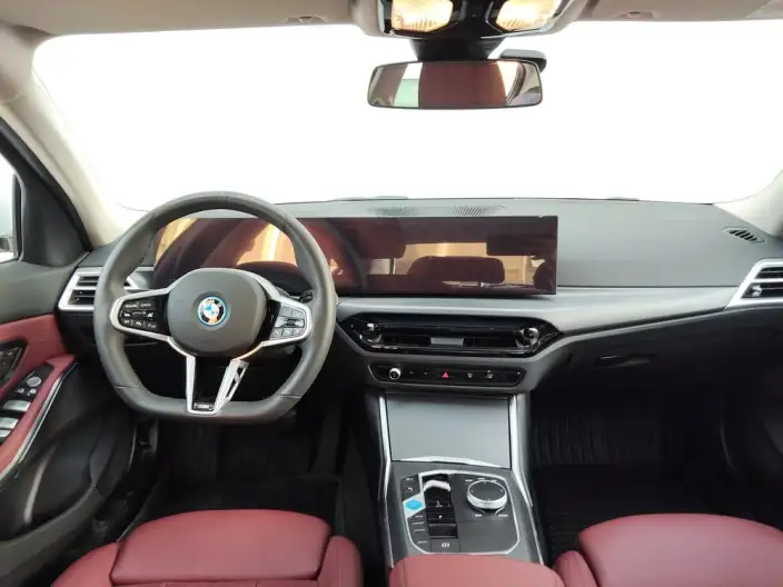 BMW i3 2025 Model eDrive35L – фото 9
