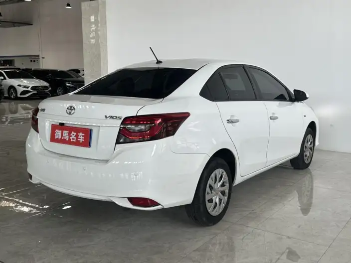 Toyota Vios 2022 Model 1.5L CVT 20th Anniversary Memorial Edition – фото 6