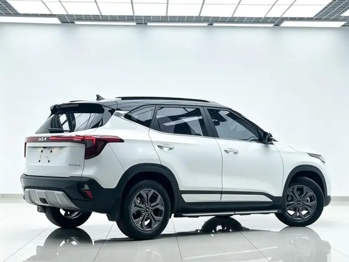 Kia Seltos 2023 Model 1.5L IVT Deluxe Edition