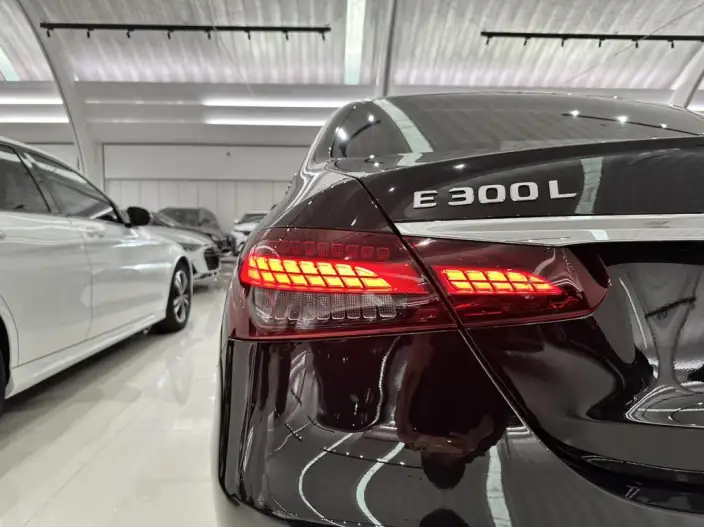 Mercedes-Benz E-Class 2022 Model Facelift II E 300 L Luxury Model sedan – фото 7