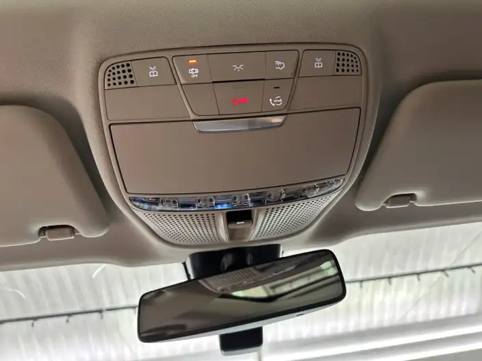 Mercedes-Benz E-Class 2022 Model Facelift II E 300 L Luxury Model sedan – фото 10