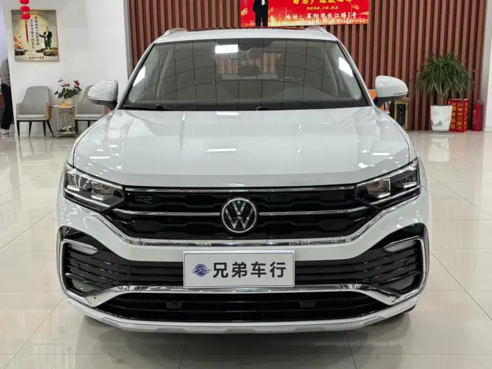 Tayron X 2020 Model 330TSI 2WD Noble Zhilian Edition – фото 2