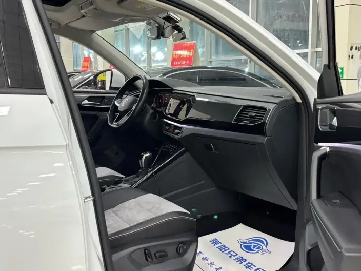 Tayron X 2020 Model 330TSI 2WD Noble Zhilian Edition – фото 6
