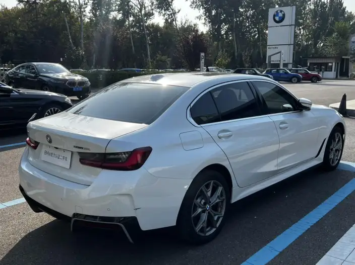 BMW i3 2025 Model eDrive35L – фото 6