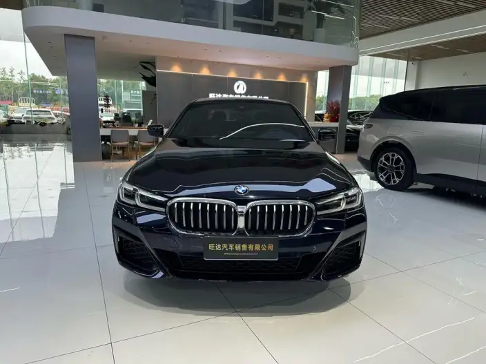 BMW 5 Series 2022 Model Facelift II 525Li M Sports Set – фото 2