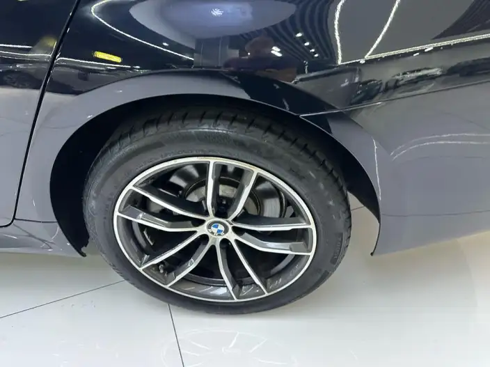 BMW 5 Series 2022 Model Facelift II 525Li M Sports Set – фото 7