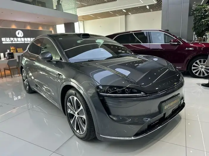 Luxeed R7 2024 Model Extended Range 37kWh Max Rear Drive Edition