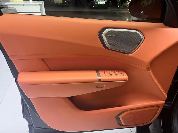 Lynk & Co 900 2025 Model 2.0T Ultra VI seat – фото 9
