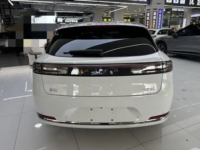 Aito M5 2025 Model Extended Range Ultra Rear Drive Edition