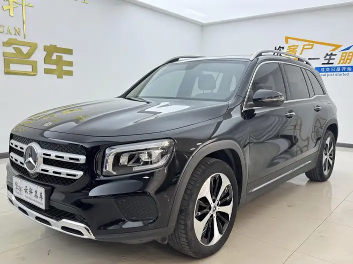 Mercedes-Benz GLB 2023 Model GLB 220 Fashion Model – фото 1