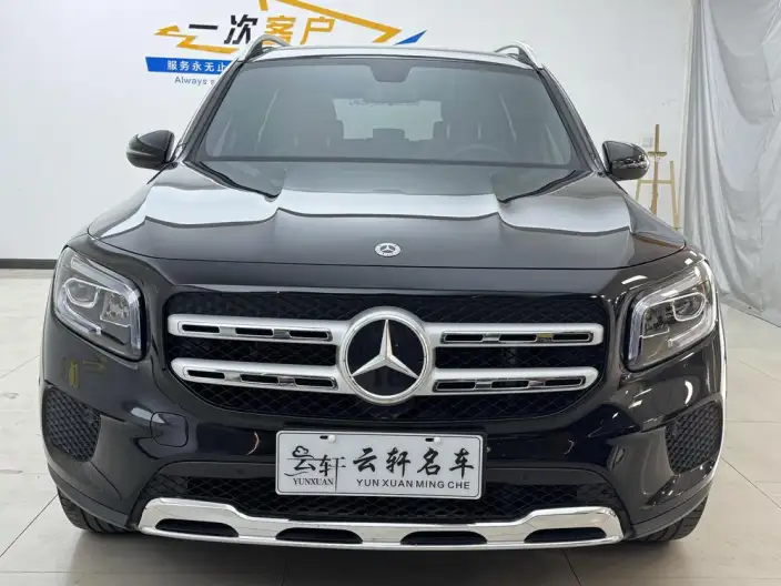 Mercedes-Benz GLB 2023 Model GLB 220 Fashion Model – фото 2