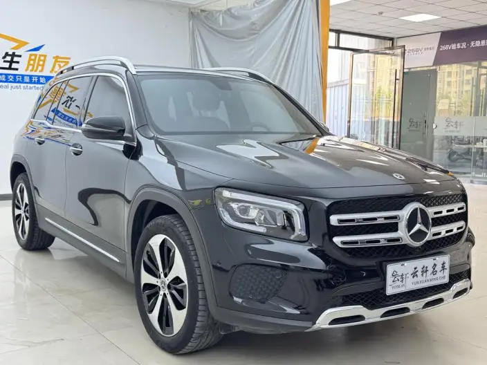 Mercedes-Benz GLB 2023 Model GLB 220 Fashion Model – фото 3