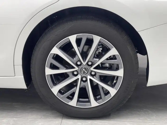 Lexus ES 2024 Model 200 Premium – фото 9