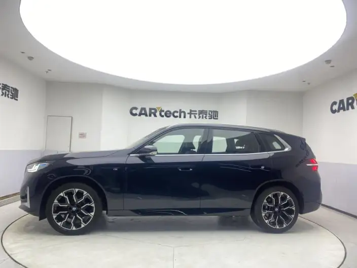 BMW X3 2025 Model xDrive30L Exclusive Model M Sports Set – фото 4