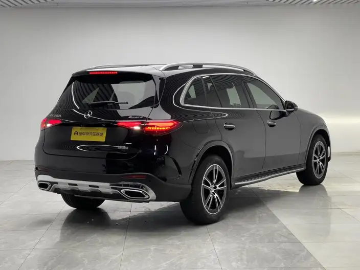 Mercedes-Benz GLC 2025 Model GLC 260 L 4MATIC Luxury Model 5 seat – фото 7