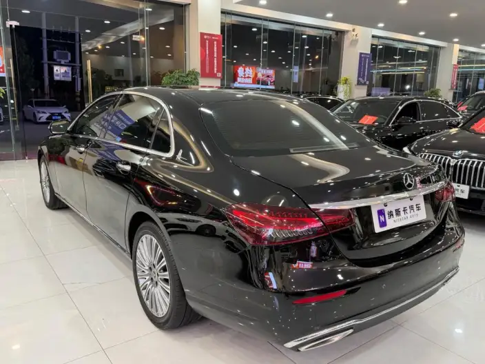 Mercedes-Benz E-Class 2022 Model E 300 L Luxury Model sedan – фото 4