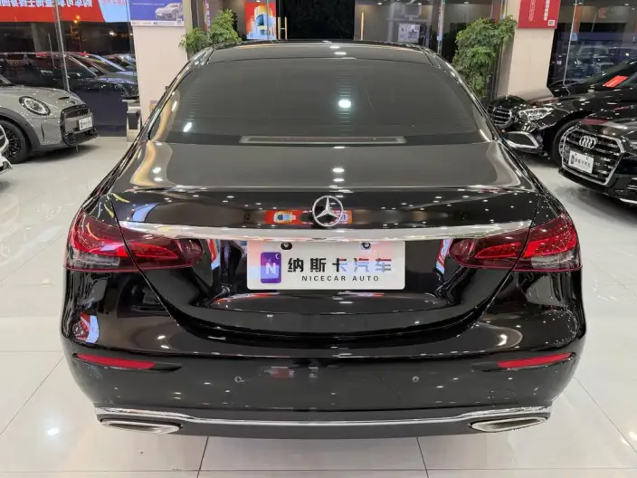 Mercedes-Benz E-Class 2022 Model E 300 L Luxury Model sedan – фото 5