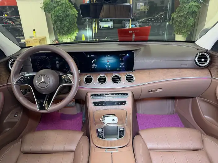 Mercedes-Benz E-Class 2022 Model E 300 L Luxury Model sedan – фото 9