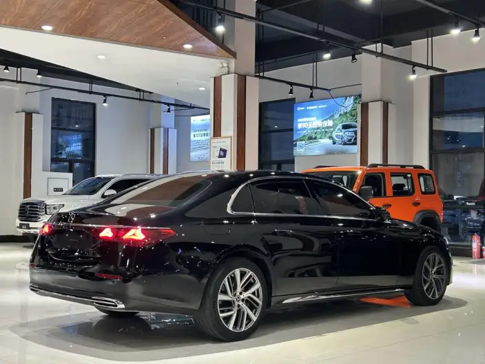 Mercedes-Benz E-Class 2024 Model Facelift E 300 L Fashion Model sedan – фото 6