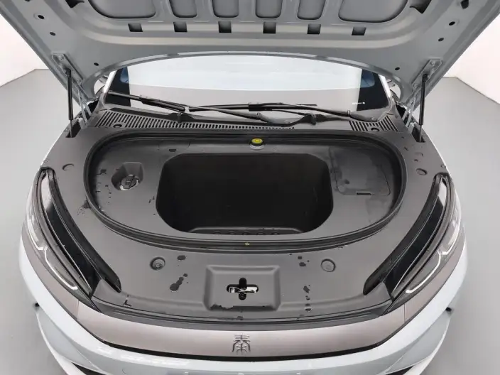QinL EV 2025 Model 470KM Leading Model – фото 10