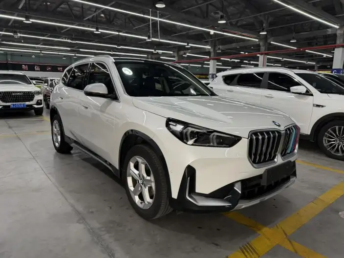 BMW X1 2023 Model sDrive20Li X Design Set – фото 3