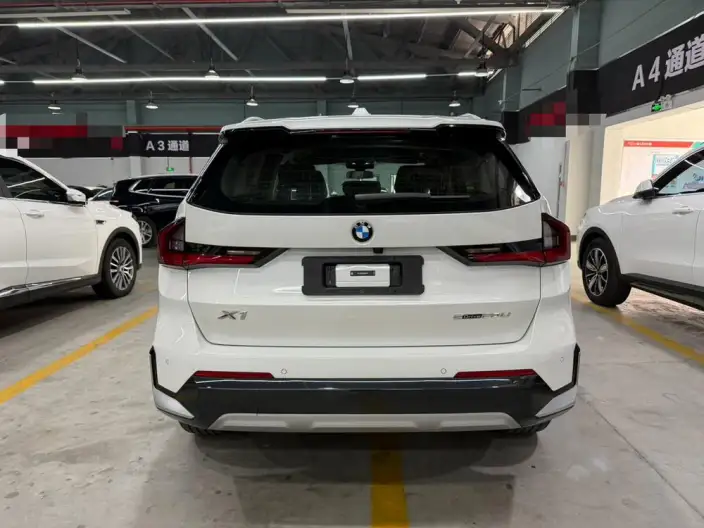 BMW X1 2023 Model sDrive20Li X Design Set – фото 5
