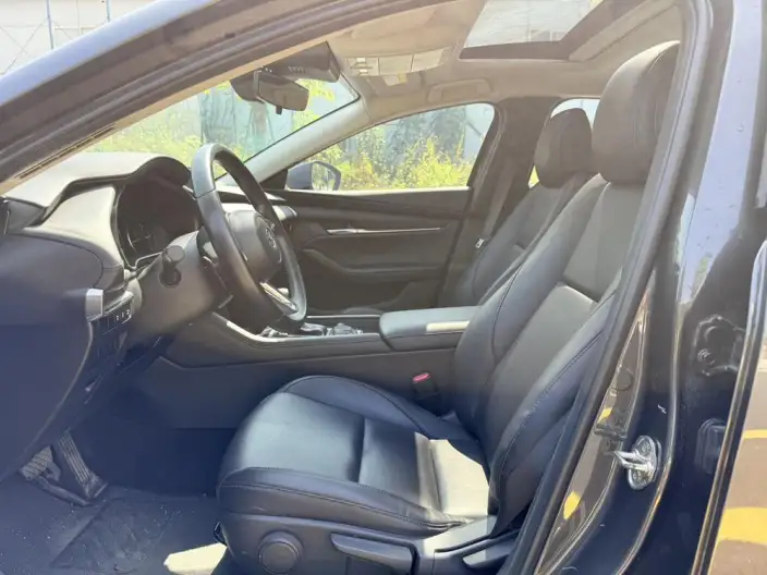 Mazda3 Axela 2022 Model 2.0L Automatic Zhi Ya Edition – фото 8