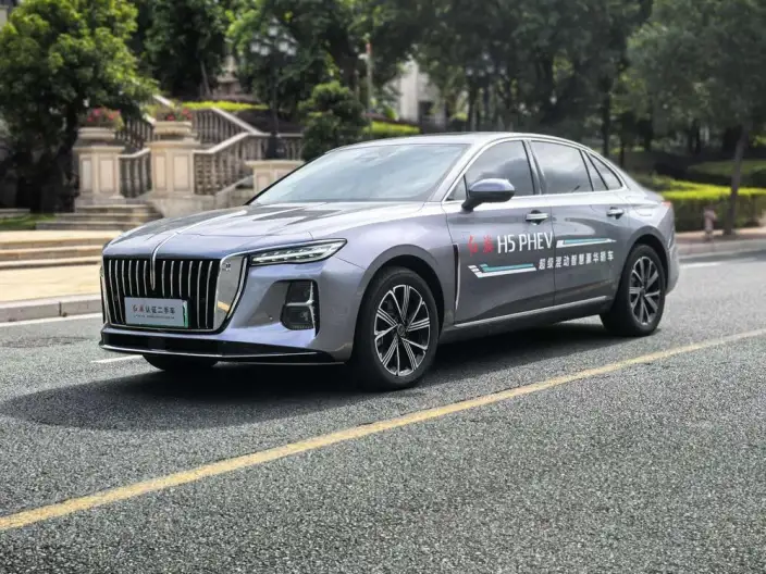 Hongqi H5 PHEV 2025 Model 170 Chao Hybrid Edition