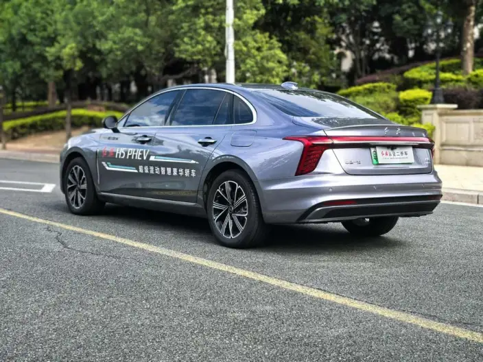 Hongqi H5 PHEV 2025 Model 170 Chao Hybrid Edition – фото 5