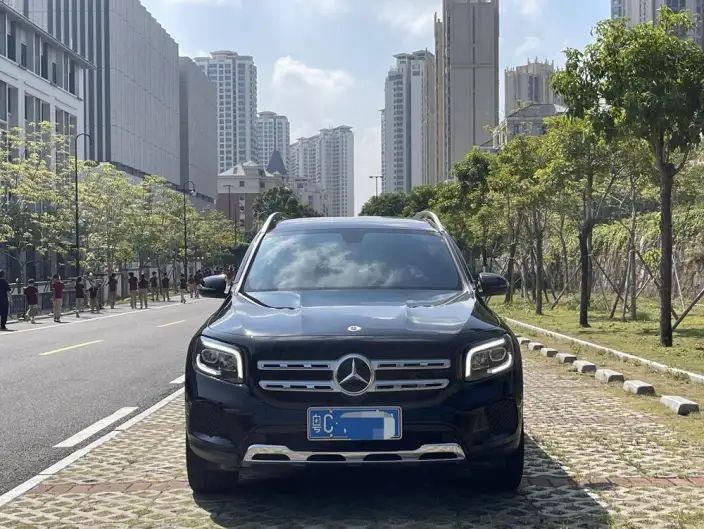 Mercedes-Benz GLB 2022 Model GLB 220 Fashion Model – фото 2