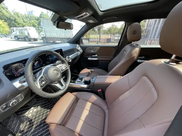 Mercedes-Benz GLB 2022 Model GLB 220 Fashion Model – фото 8