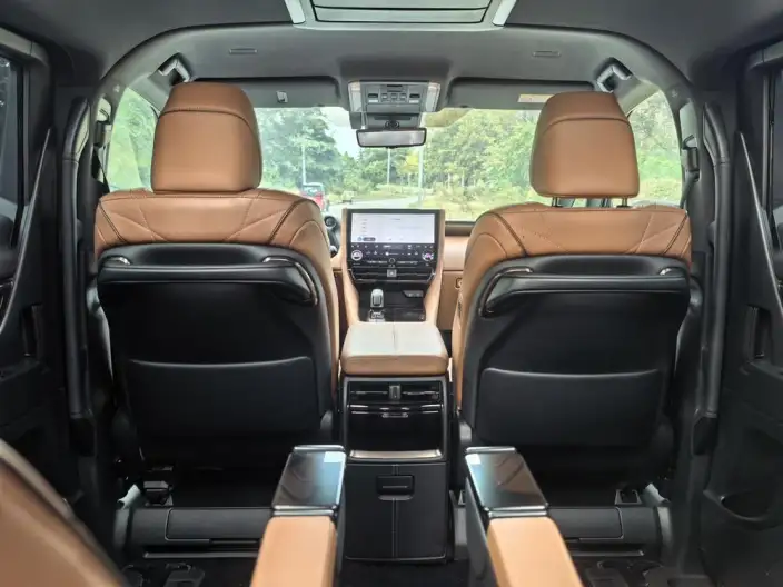 Vellfire 2023 Model Toyota Crown 2.5L Intelligent Hybrid 4WD Supreme Edition – фото 8