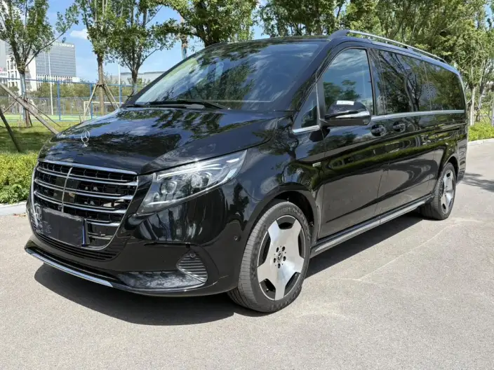 Mercedes-Benz V-Class 2024 Model V 300 L Long wheelbase Deluxe Edition – фото 1