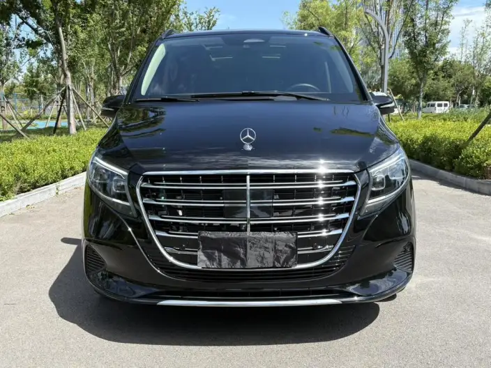 Mercedes-Benz V-Class 2024 Model V 300 L Long wheelbase Deluxe Edition – фото 2