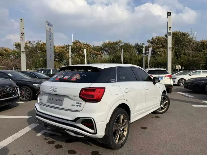 AUDI Q2L 2024 Model 35 TFSI Fashion Dynamic Model