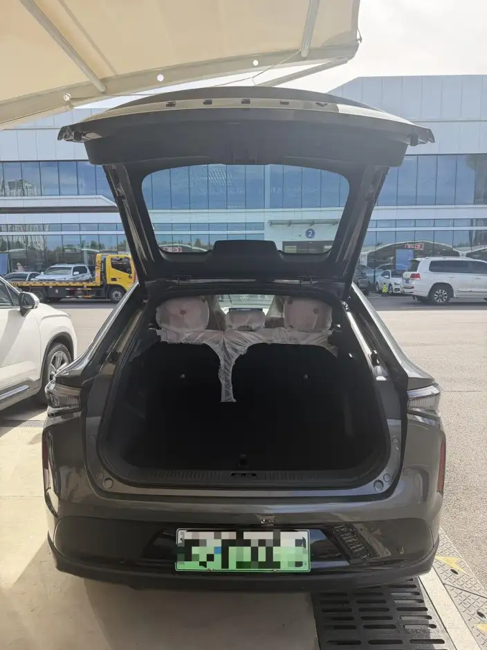 Geely Boyue REV 2026 Model 375km Ultra-long Endurance Platinum Extended Range Zhizun Edition